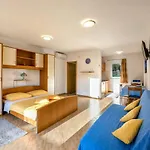 Slavica Apartament *
