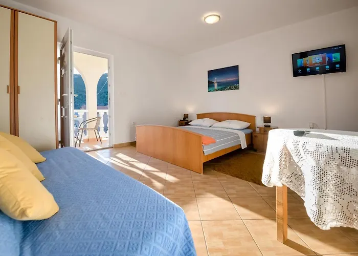 Slavica Luka (Dugi Otok)